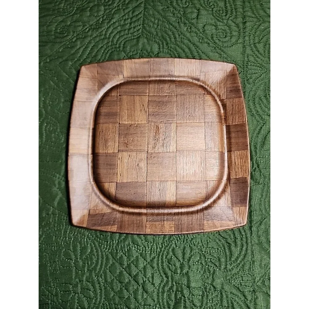 Vintage Weavewood Cheese‎ Tray With Clear Lucite Dome Lid MCM Kitchen Decor USA